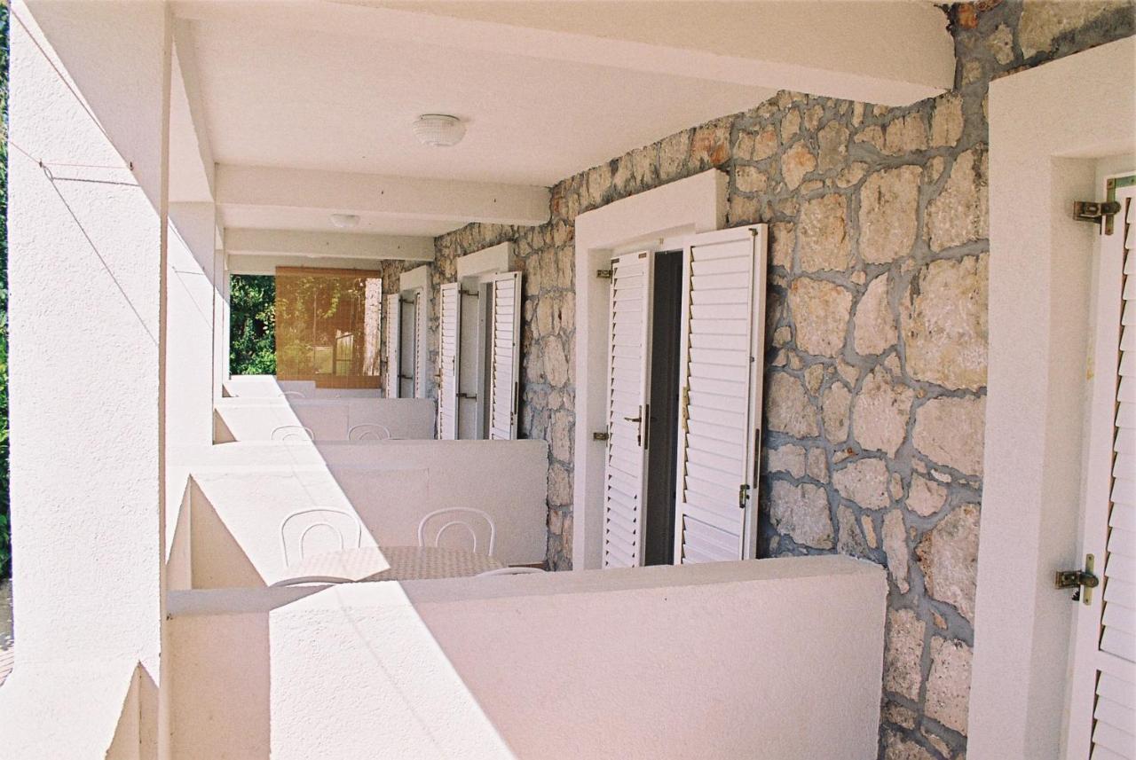 Apartments With A Parking Space Gradac, Makarska - 11332 Carnac Ngoại thất bức ảnh