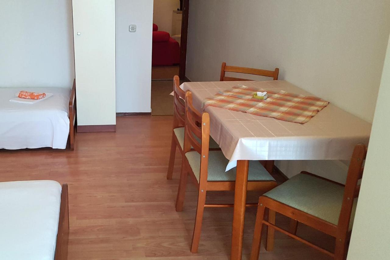 Apartments With A Parking Space Gradac, Makarska - 11332 Carnac Ngoại thất bức ảnh