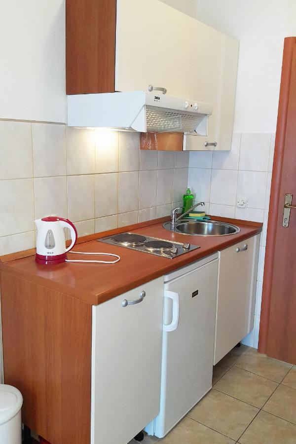 Apartments With A Parking Space Gradac, Makarska - 11332 Carnac Ngoại thất bức ảnh