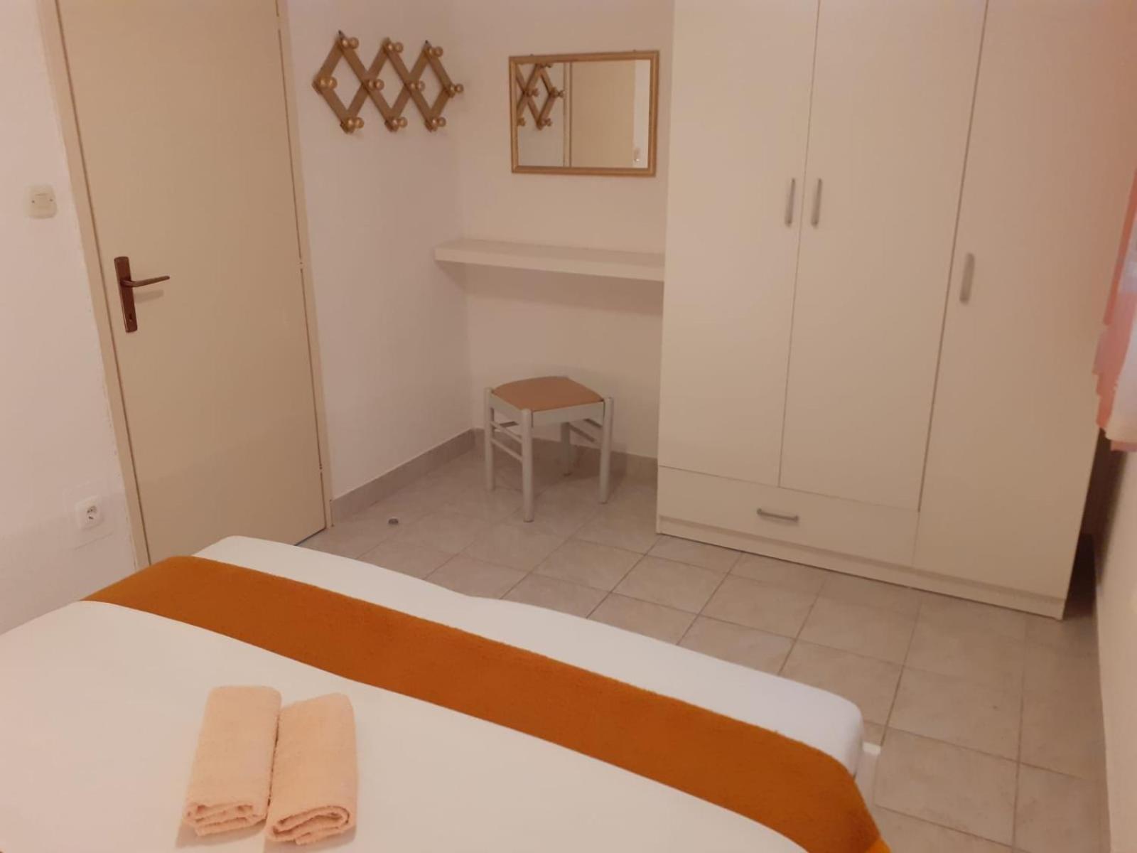 Apartments With A Parking Space Gradac, Makarska - 11332 Carnac Phòng bức ảnh