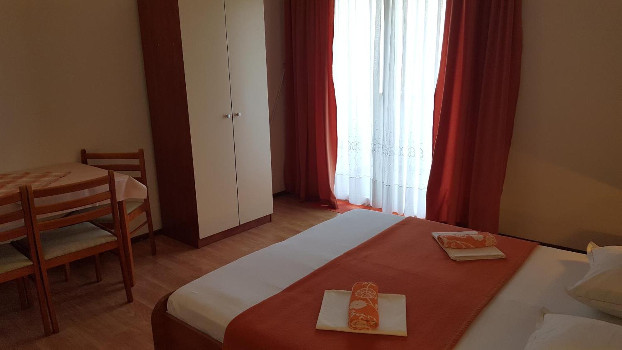 Apartments With A Parking Space Gradac, Makarska - 11332 Carnac Phòng bức ảnh